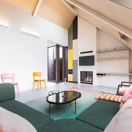 The Hide Aparthotel