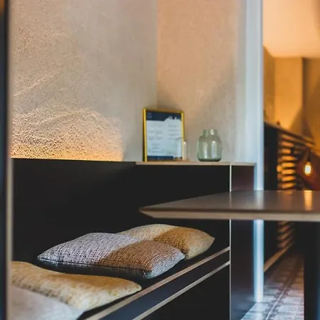 The Hide 3*