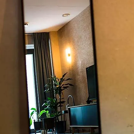 The Hide Aparthotel 4*