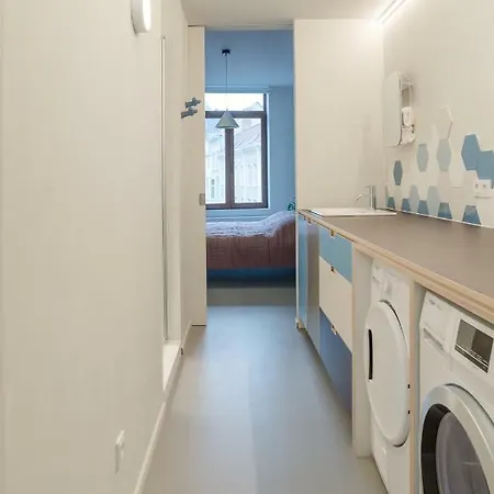 The Hide Aparthotel 4*