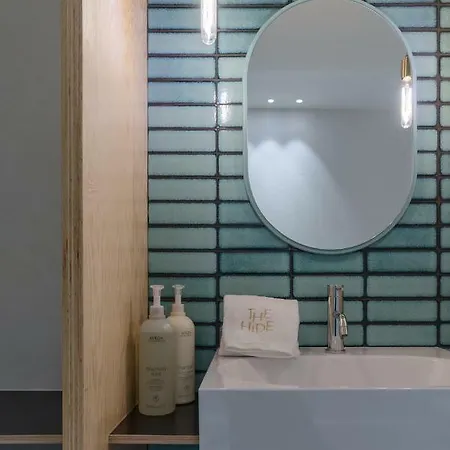 The Hide Aparthotel 4*