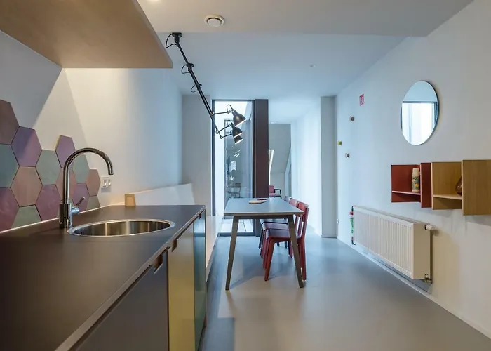 The Hide Apart-hotel