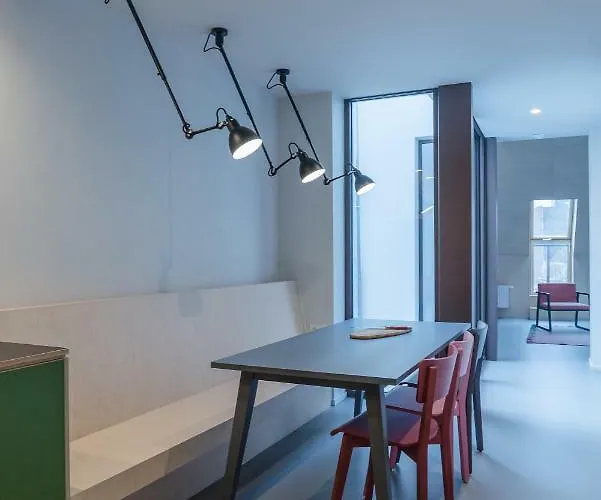 Apart-hotel The Hide 4*