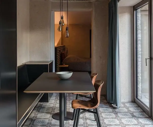 The Hide Apart-hotel 4*